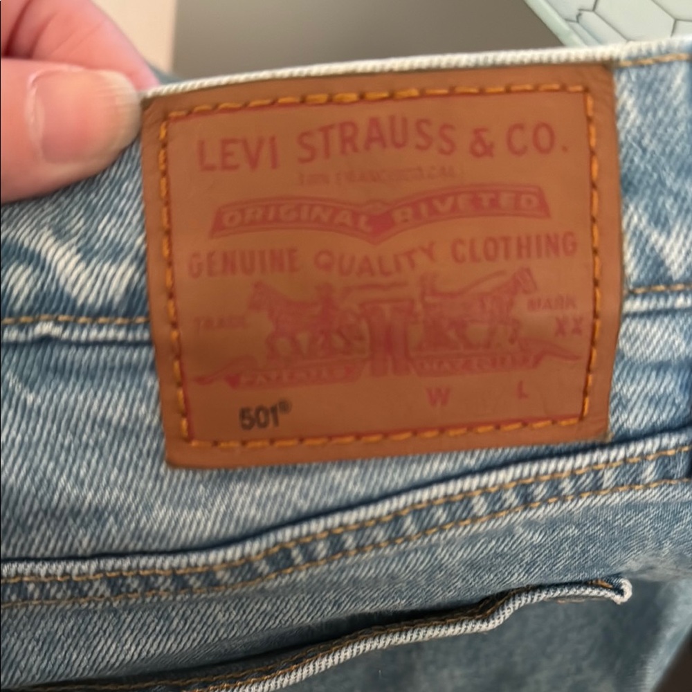 Levi's 501 Crop in Tango Surge Size 32 - Picture 5 of 7
